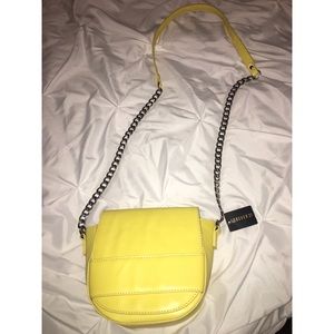 Yellow forever 21 purse. Super cute and fun!